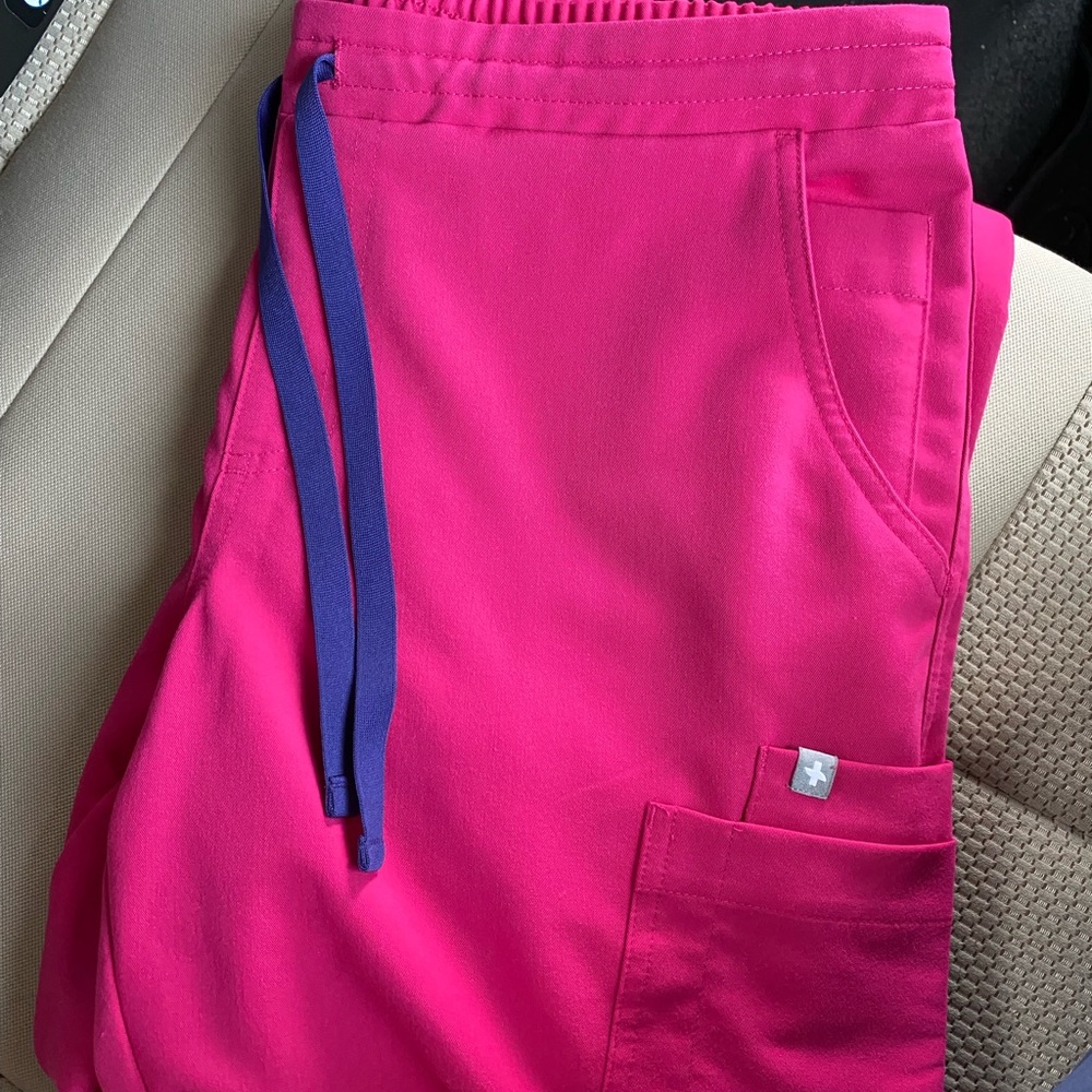 FIGS scrub pants